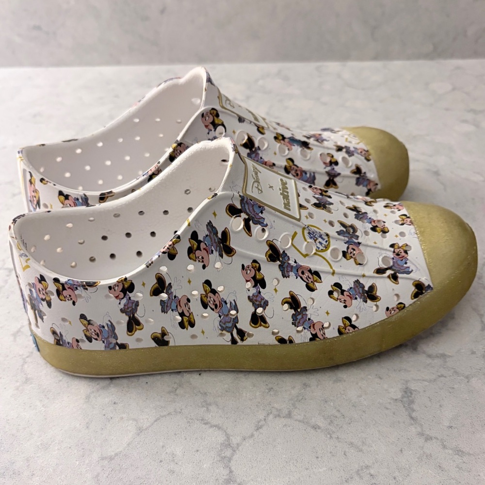 Native Kids Disney Gold and White Sneakers - Size J2 - Picture 2 of 8